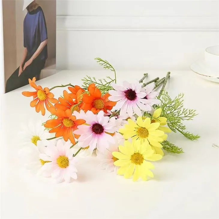 artificial daisies with stems